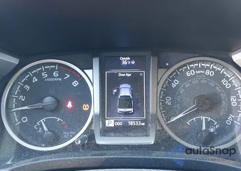 2020 Toyota Tacoma Sr5 V6 z USA, uszkodzony, nr VIN 3TMAZ5CN8LM133041